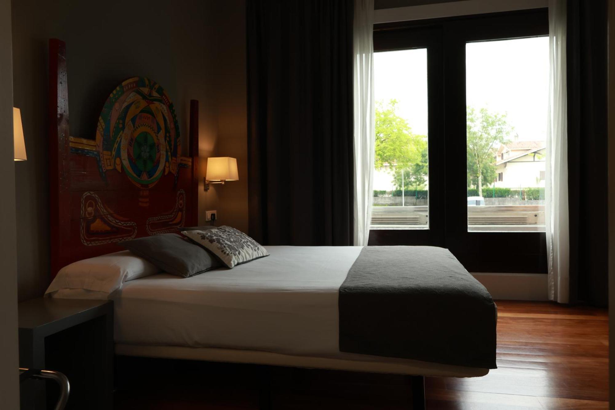 Hotel The Park Derio Exterior photo