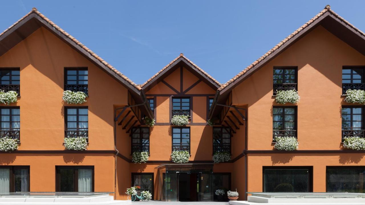 Hotel The Park Derio Exterior photo